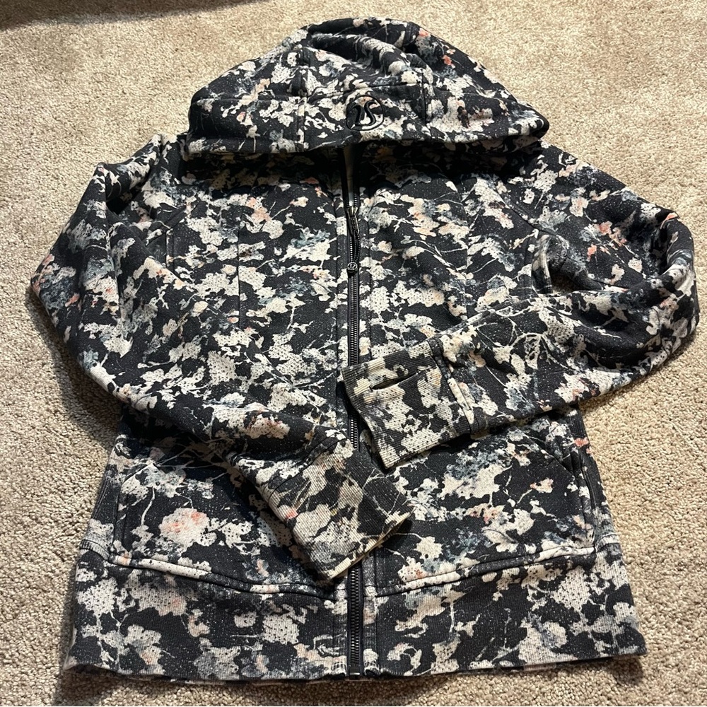 Lululemon Scuba Hoodie Floral Navy Zip Up 6